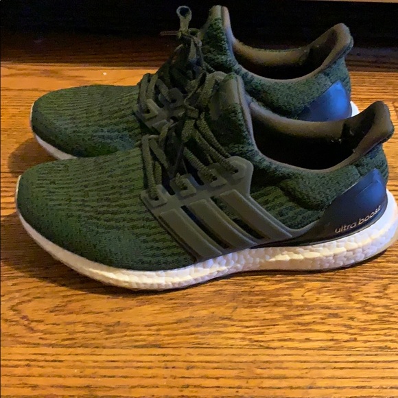 Adidas Ultra Boost Night Cargo - Picture 2 of 3